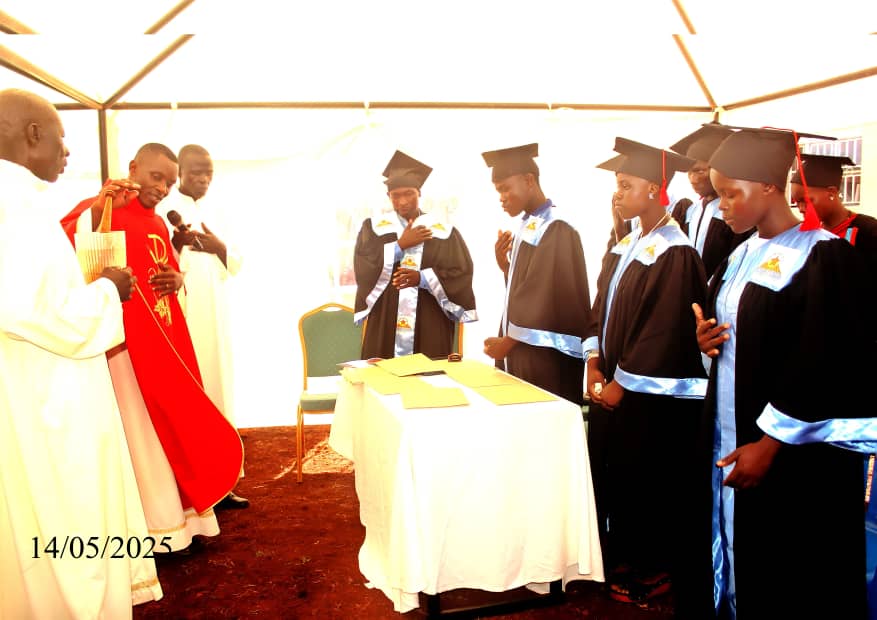 Graduation ceremony for Wiseman learners